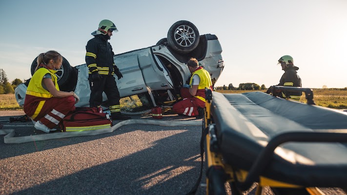 Personal injury lawsuit lawyer Lansing