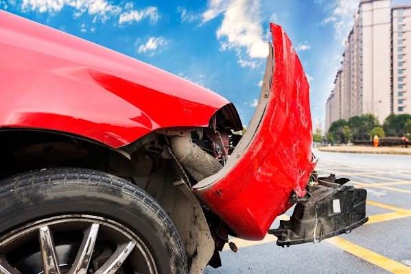 Experienced personal injury lawyer Lansing